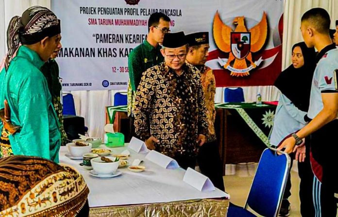 Abdul-Muti--Apresiasi-Karya-Kearifan-Lokal-Siswa-SMA-TarunaMu-Gunungpring-03