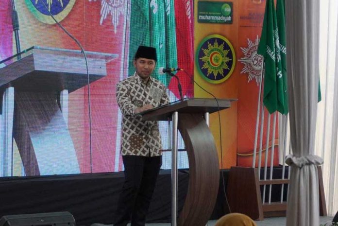 Emil-Dardak-Apresiasi-'Aisyiyah-Dalam-Melayani-Masyarakat-01