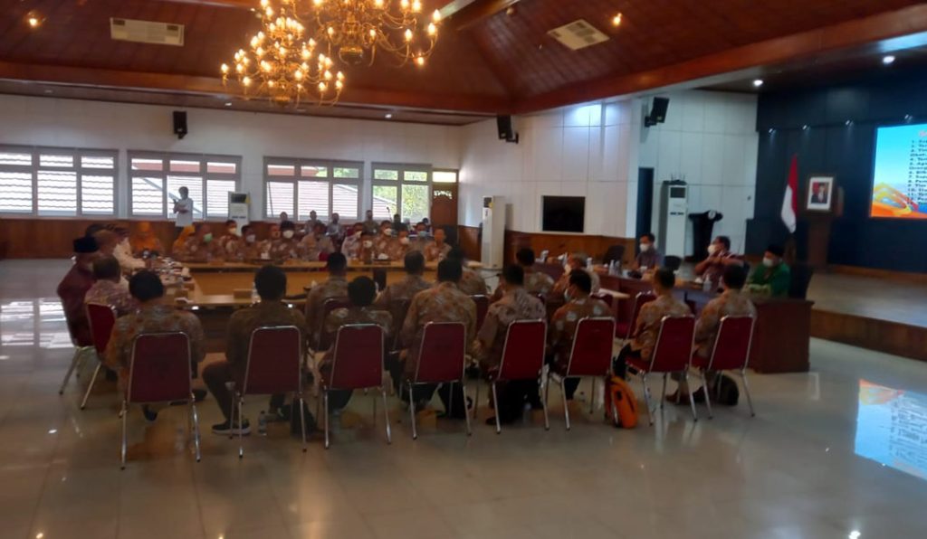 Gibran Minta Jajarannya Untuk Antisipasi Pelaku Usaha atau Pedagang Yang Menaikkan Harga CirebonMU