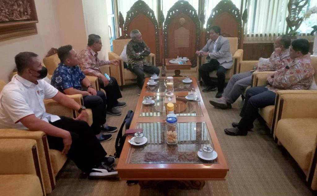 Panitia Penerima Muktamar Silaturahmi dengan Rektor UNS, Minta dukungan dan doa CirebonMU