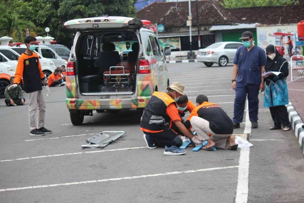 Tingkatkan Kesiap Siagaan Jelang Muktamar 48, 20 Kelompok Relawan Ambulan Ikuti Lomba PPGD CirebonMU