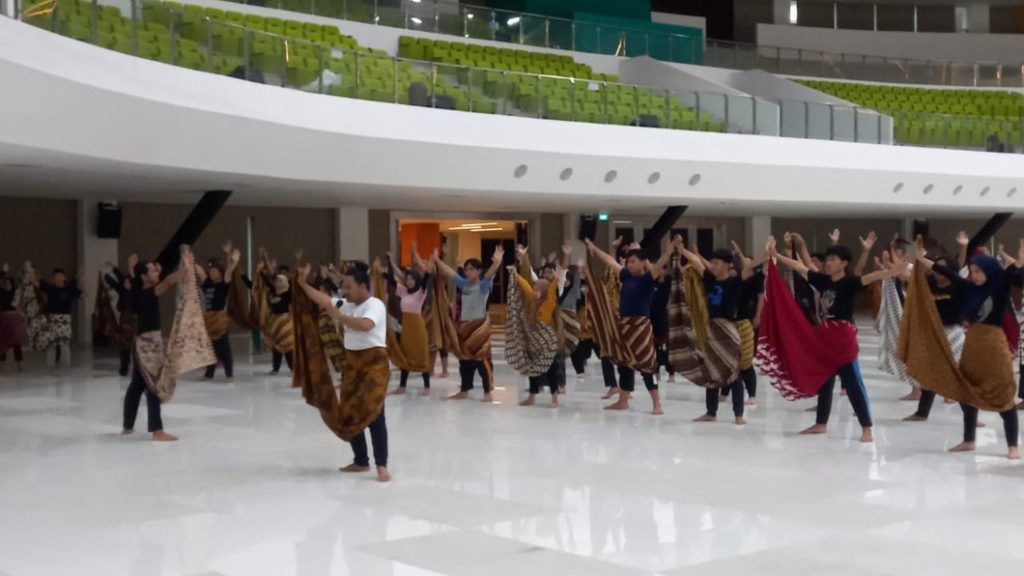 Tari Raditya Mencerahkan Semesta Akan Hadir Semarakkan Pembukaan Muktamar CirebonMU