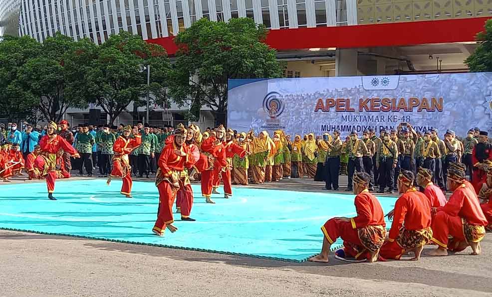 Tampil Apik, Tapak Suci Unjuk Kebolehan Dalam Apel Kesiapsiagaan Muktamar Muhammadiyah ‘Aisyiyah ke-48 CirebonMU