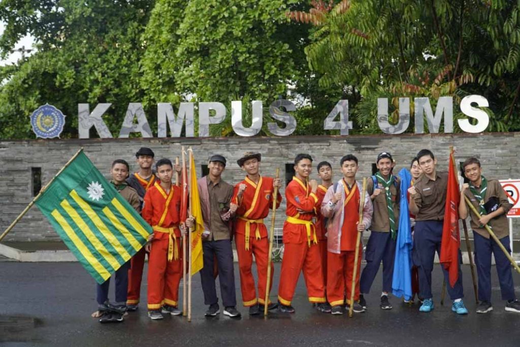 Luar Biasa, 48 Kader Terbaik Muallimin Lakukan Longmarch Menuju Edutorium UMS CirebonMU