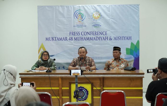Konferensi-Pers-Muktamar-48-01