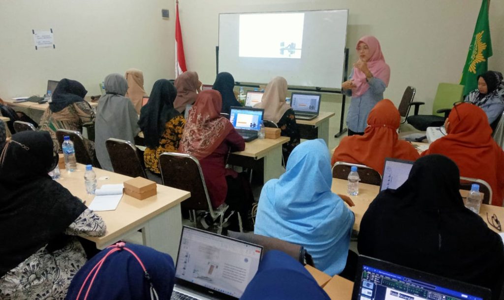 LPPK PWM Jawa Timur Gelar Short Course Akuntansi AUM Dik Madiun dan Magetan di Ummad CirebonMU