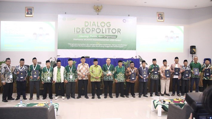 Ketua PWM Jawa Barat Resmi Tutup Rangkaian Dialog Ideopolitor, Semoga Bawa Berkah dan Kebermanfaatan CirebonMU