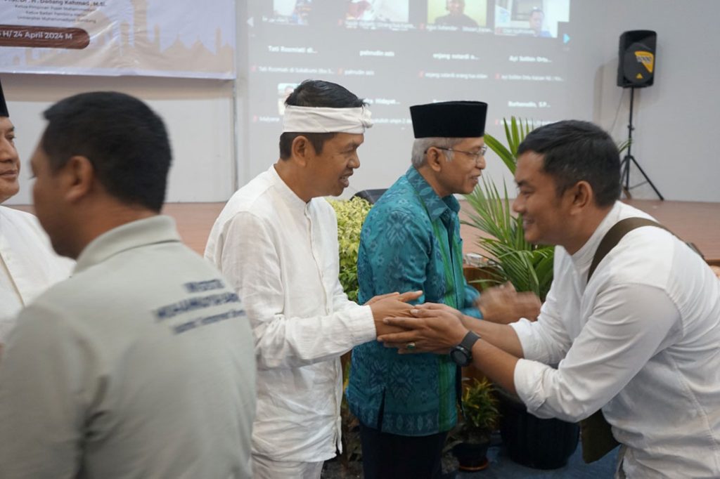 Universitas Muhammadiyah Bandung Gelar Silaturahmi Bakda Idul Fitri 1445 Hijriah CirebonMU