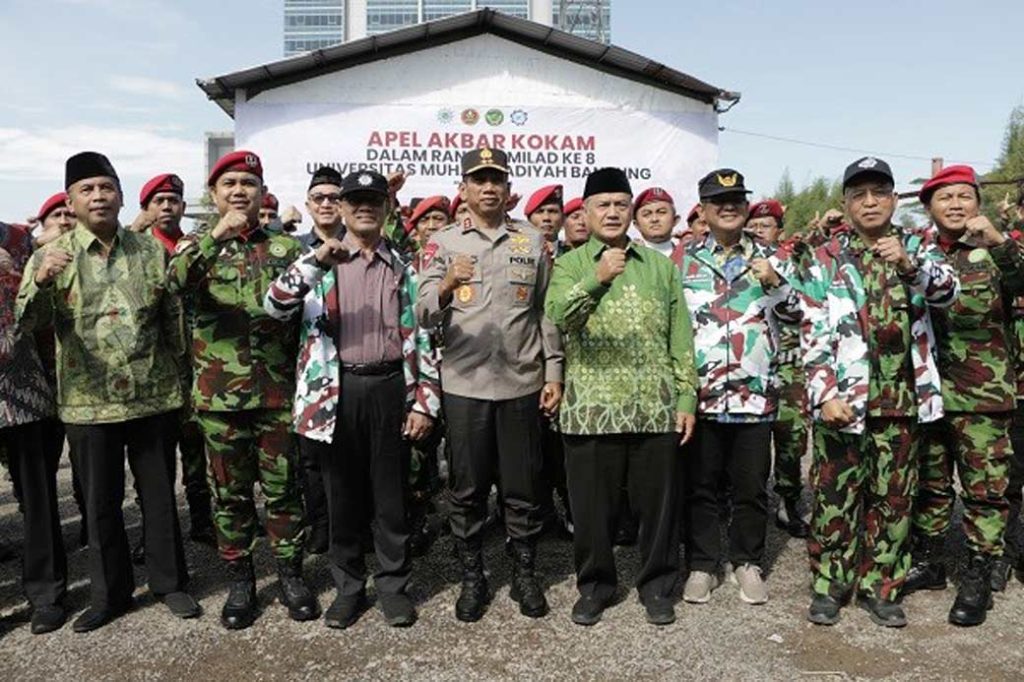 Rektor UMB Apresiasi Kehadiran Ribuan KOKAM pada Apel Akbar Milad Delapan Tahun UM Bandung CirebonMU