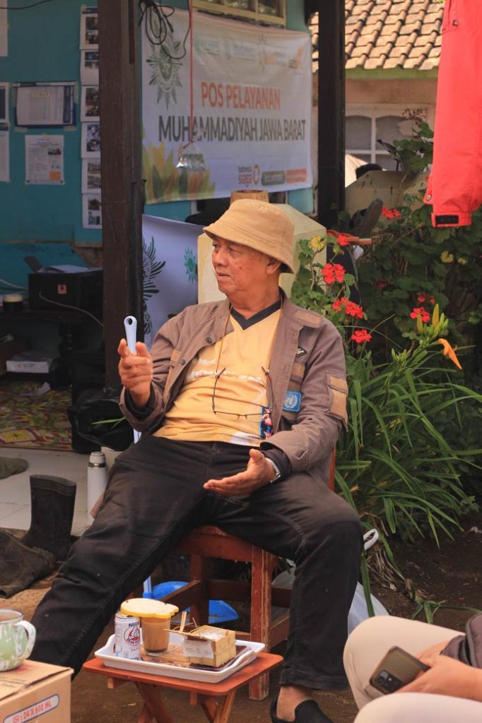 Ketua MDMC PP Muhammadiyah Tinjau Pos Pelayanan Penyintas Gempa di Kertasari Kab. Bandung CirebonMU
