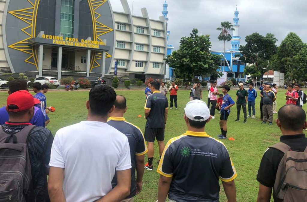 LPO Muhammadiyah Gelar Coaching Clinic serta Peresmian Akademi Sepakbola UMP CirebonMU