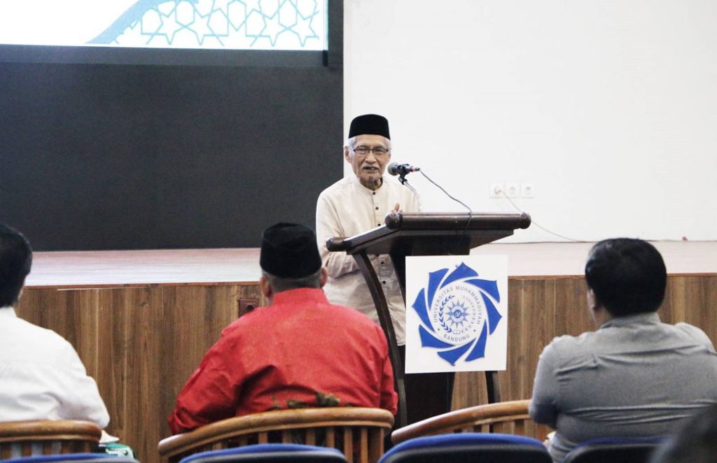 Prof Afif : Pentingnya Penerapan Islam Wasatiah Sebagai Perisai CirebonMU