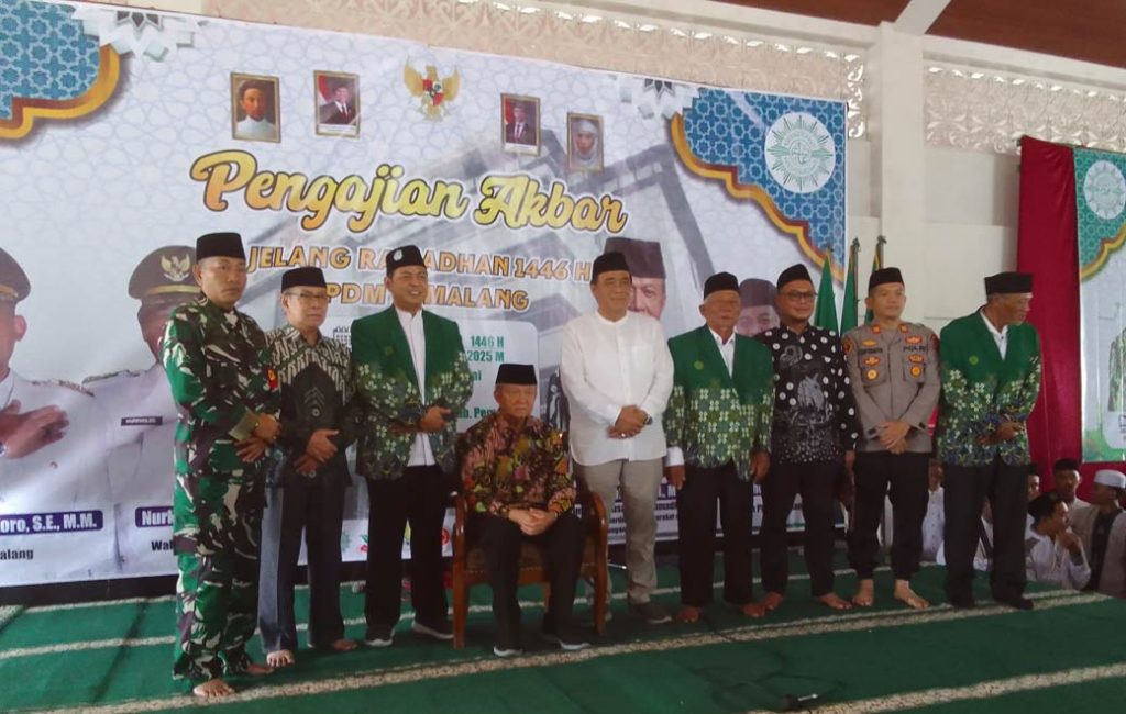 Ribuan Warga Muhammadiyah Hadiri Pengajian Akbar di Gedung Balai Rakyat DPRD Pemalang CirebonMU